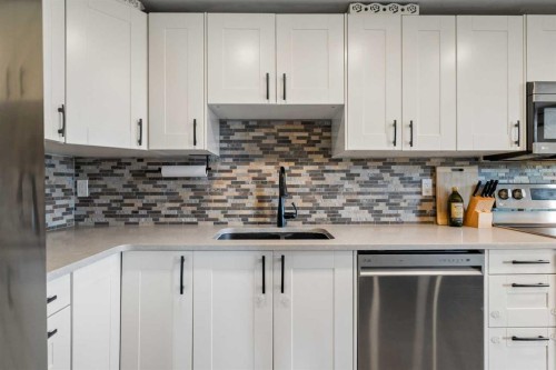 505-1334 14 Avenue Sw, Calgary, AB - Outdoor With View