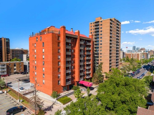 505-1334 14 Avenue Sw, Calgary, AB - Outdoor With Facade