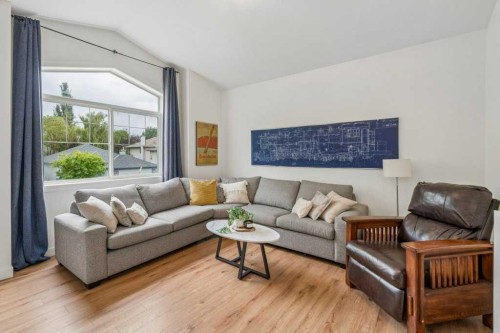 42 Douglas Glen Circle Se, Calgary, AB 
