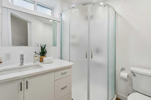 42 Douglas Glen Circle Se, Calgary, AB 