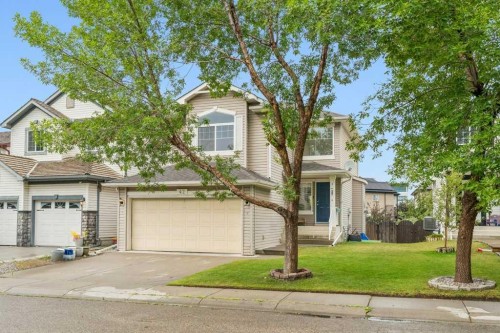 42 Douglas Glen Circle Se, Calgary, AB 