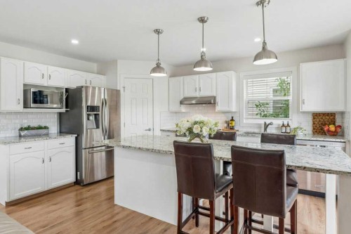 42 Douglas Glen Circle Se, Calgary, AB 