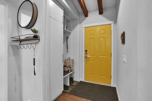 36 Coach Manor Rise Sw, Calgary, AB - Indoor Photo Showing Other Room
