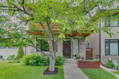 1940 48 Avenue Sw, Calgary, AB - Outdoor