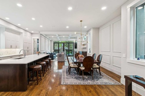 1940 48 Avenue Sw, Calgary, AB - Indoor
