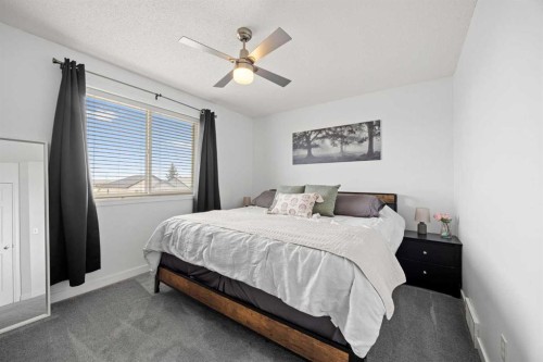 19 Covemeadow Crescent Ne, Calgary, AB - Indoor Photo Showing Bedroom