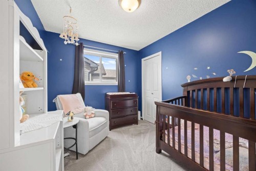 19 Covemeadow Crescent Ne, Calgary, AB - Indoor Photo Showing Bedroom