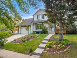 148 Woodridge Drive SW Calgary, AB T2W 5M2