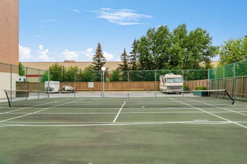 716-5204 Dalton Drive Nw, Calgary, AB - Outdoor
