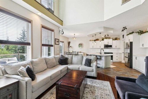 199 Lavender Way, Chestermere, AB - Indoor Photo Showing Living Room