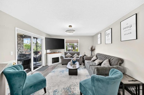 1301-6635 25 Avenue Ne, Calgary, AB - Indoor Photo Showing Living Room