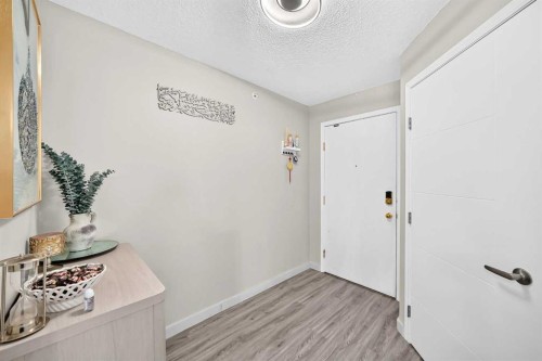1301-6635 25 Avenue Ne, Calgary, AB - Indoor Photo Showing Other Room