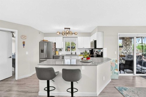 1301-6635 25 Avenue Ne, Calgary, AB - Indoor Photo Showing Kitchen With Upgraded Kitchen