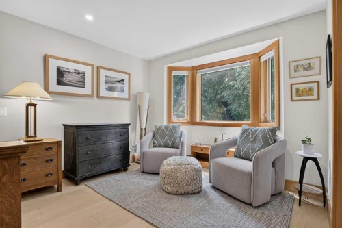 124 Garden Crescent Sw, Calgary, AB 