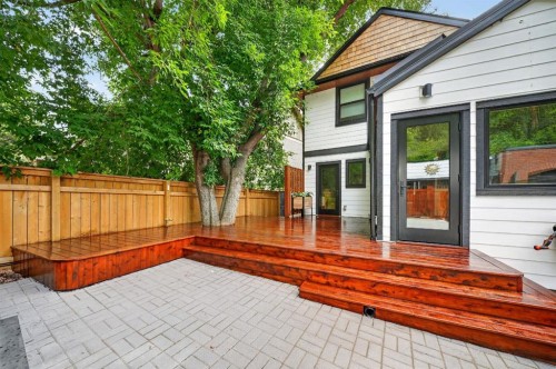 124 Garden Crescent Sw, Calgary, AB 
