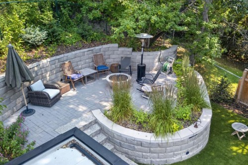 124 Garden Crescent Sw, Calgary, AB 