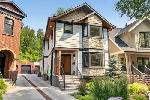 124 Garden Crescent Sw, Calgary, AB 