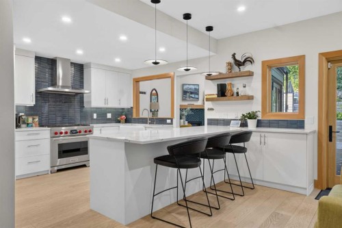 124 Garden Crescent Sw, Calgary, AB 