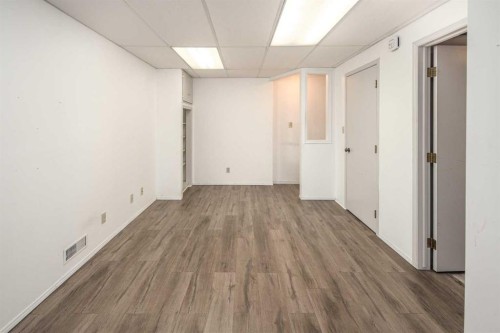 35-4740 Dalton Drive Nw, Calgary, AB - Indoor