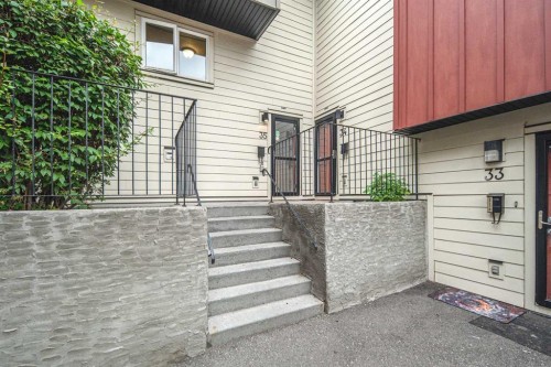 35-4740 Dalton Drive Nw, Calgary, AB - Outdoor With Exterior