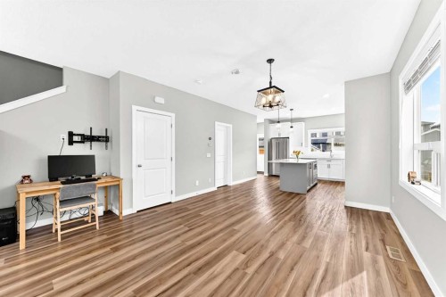 52 Wolf Creek Drive Se, Calgary, AB - Indoor