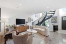 2042 49 Avenue Sw, Calgary, AB  - Indoor Photo Showing Living Room 