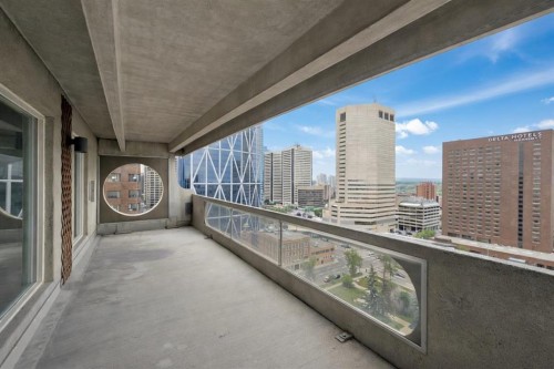 2012-221 6 Avenue Se, Calgary, AB - Outdoor With Balcony With Exterior