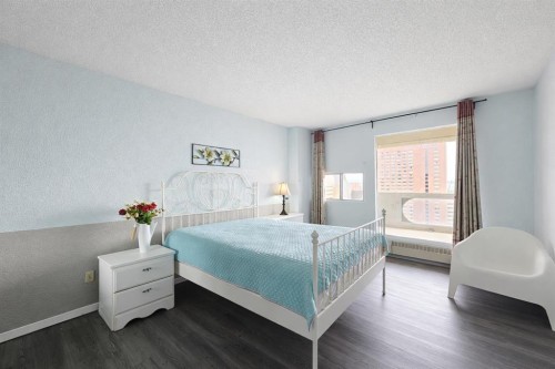 2012-221 6 Avenue Se, Calgary, AB - Indoor Photo Showing Bedroom
