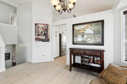 438 Sheep River Point, Okotoks, AB - Indoor