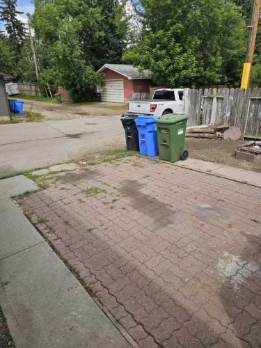 4222 40 Avenue Nw, Calgary, AB - Outdoor