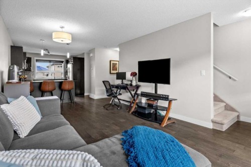 438 Covecreek Circle Ne, Calgary, AB - Indoor Photo Showing Living Room
