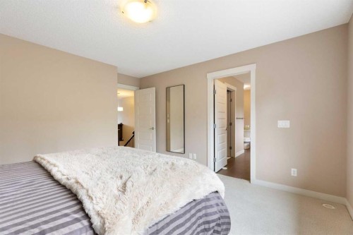 165 Cranarch Common Se, Calgary, AB - Indoor Photo Showing Bedroom