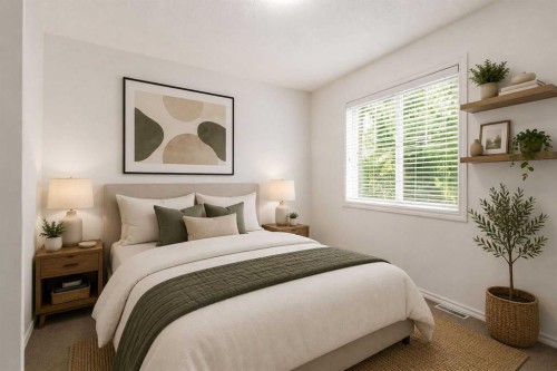 2-435 13 Avenue Ne, Calgary, AB - Indoor Photo Showing Bedroom