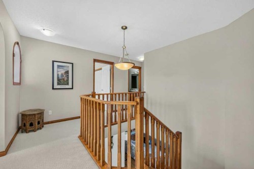 10 Westmount Road, Okotoks, AB - Indoor Photo Showing Other Room