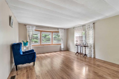 2104 23 Avenue, Delburne, AB - Indoor