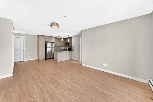 6211-155 Skyview Ranch Way Ne, Calgary, AB - Indoor Photo Showing Kitchen