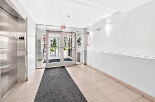 6211-155 Skyview Ranch Way Ne, Calgary, AB - Indoor Photo Showing Other Room