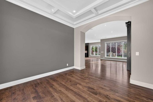 4 Aspen Cliff Close Sw, Calgary, AB - Indoor Photo Showing Other Room