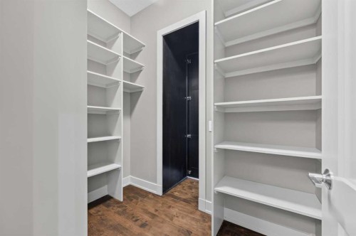 4 Aspen Cliff Close Sw, Calgary, AB - Indoor With Storage