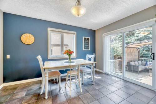 3 Grande Point Estates, Strathmore, AB - Indoor Photo Showing Dining Room