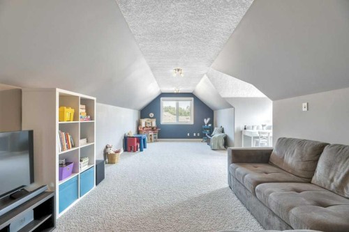 3 Grande Point Estates, Strathmore, AB - Indoor