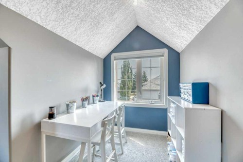 3 Grande Point Estates, Strathmore, AB - Indoor