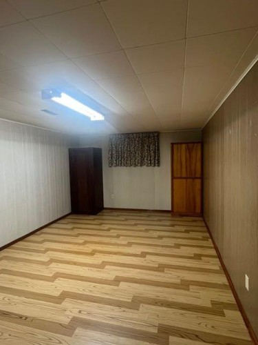 622 6 Avenue, Wainwright, AB - Indoor Photo Showing Other Room