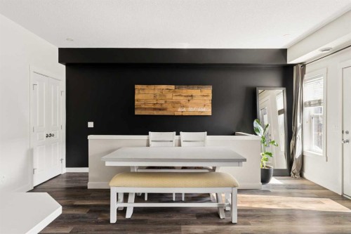 945 Mckenzie Towne Manor Se, Calgary, AB 