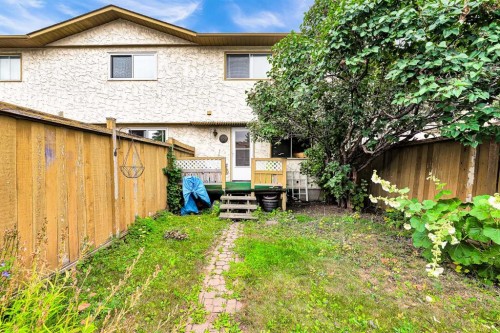 151 Midbend Place Se, Calgary, AB - Outdoor