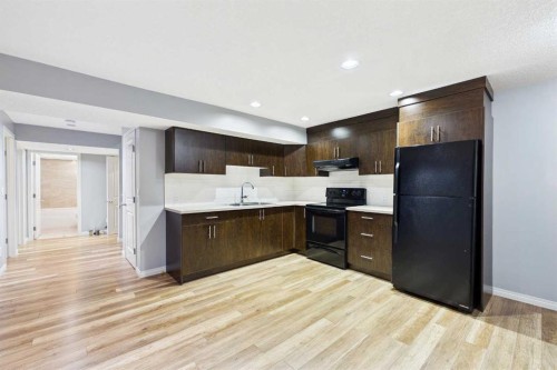 83 Redstone Gardens Ne, Calgary, AB - Indoor Photo Showing Kitchen