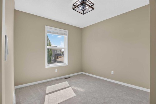 445 Copperpond Landing Se, Calgary, AB 