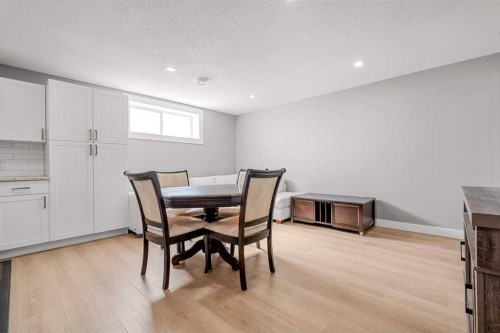 471 Canals Boulevard Sw, Airdrie, AB - Indoor Photo Showing Dining Room