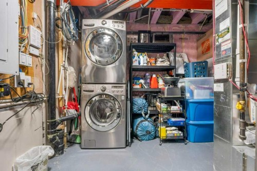 471 Canals Boulevard Sw, Airdrie, AB - Indoor Photo Showing Laundry Room