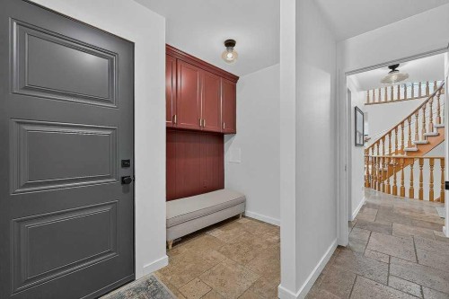 15 Woodacres Way Sw, Calgary, AB 